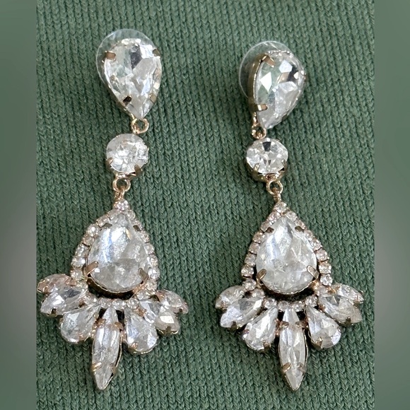 4 PAIRS OF RHINESTONE EARRINGS - Picture 4 of 6